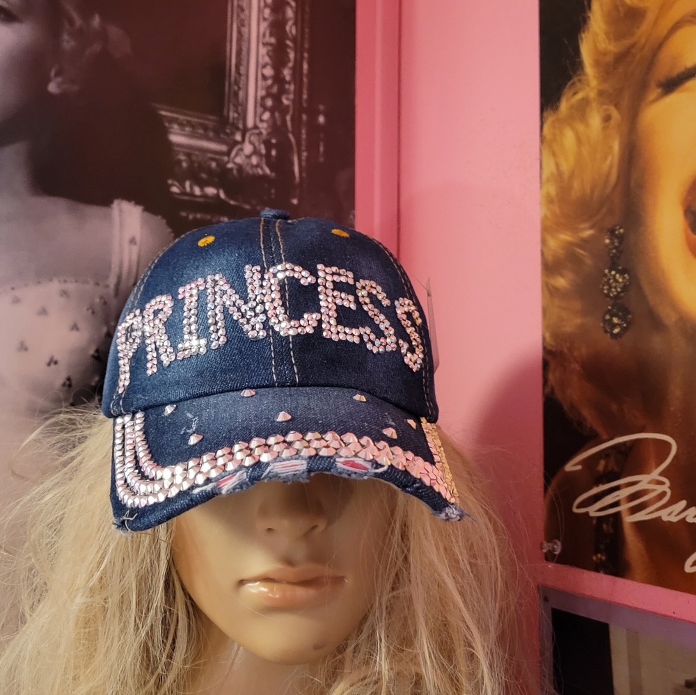 BLING BLING DISTRESSED PRINCESS HAT